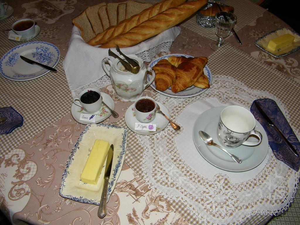 La Roseliere Hotel Carentan Buitenkant foto